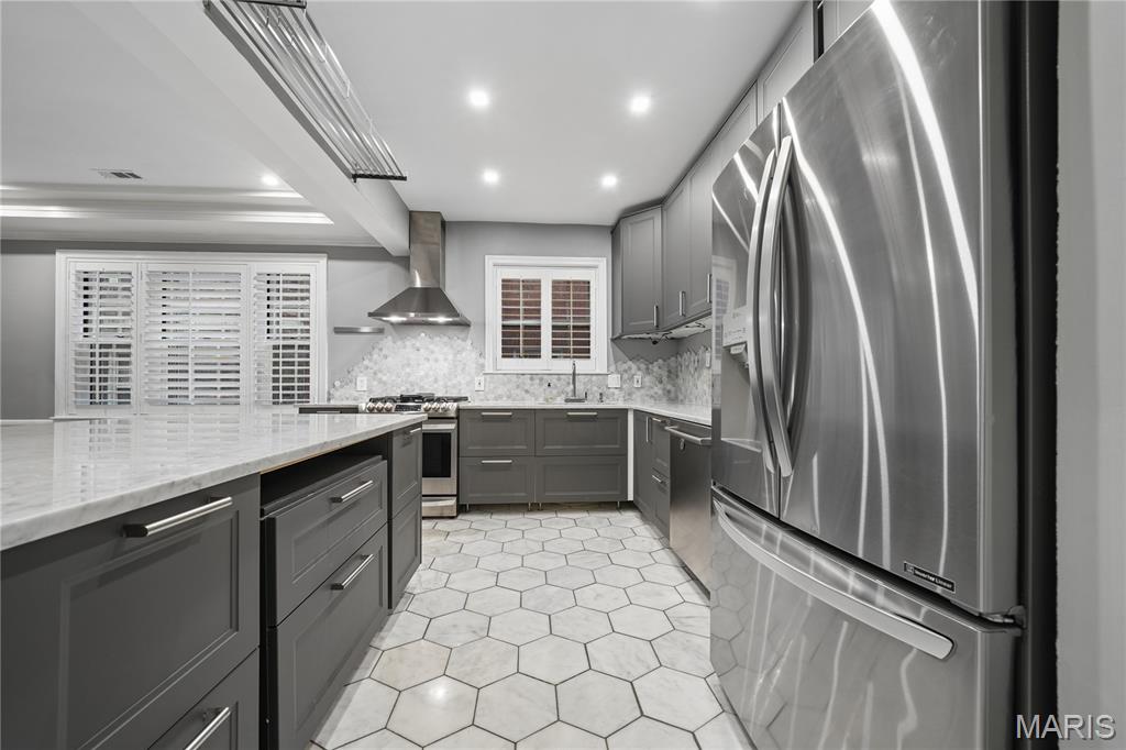 Oxford Place Condo - Residential
