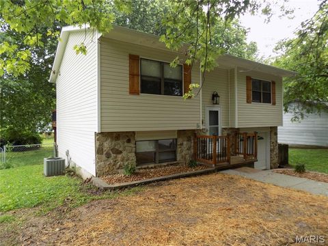 Tiny photo for 115 Belmont Drive, Rolla, MO 65401 (MLS # 26031291)
