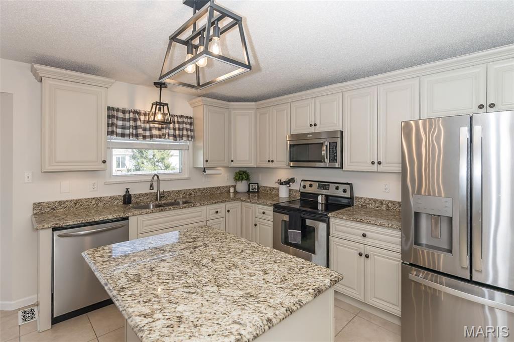 Vlgs At Dardenne Cheneaox Village - Residential