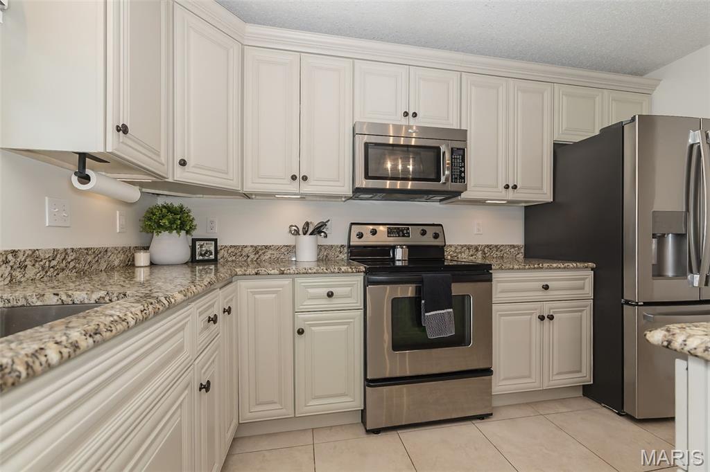 Vlgs At Dardenne Cheneaox Village - Residential