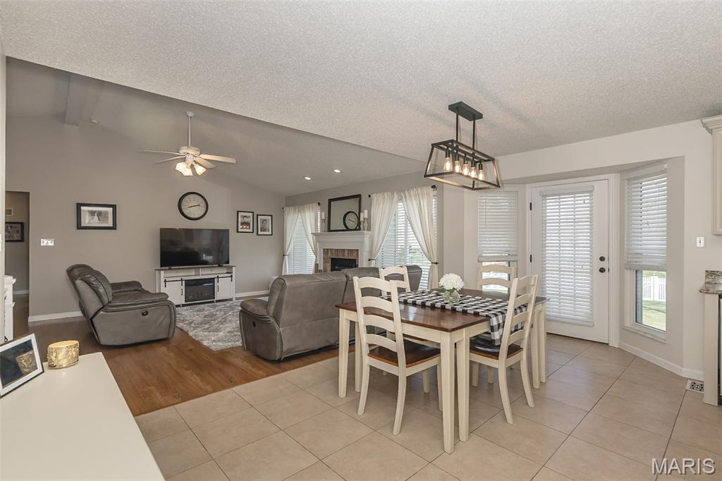 Vlgs At Dardenne Cheneaox Village - Residential