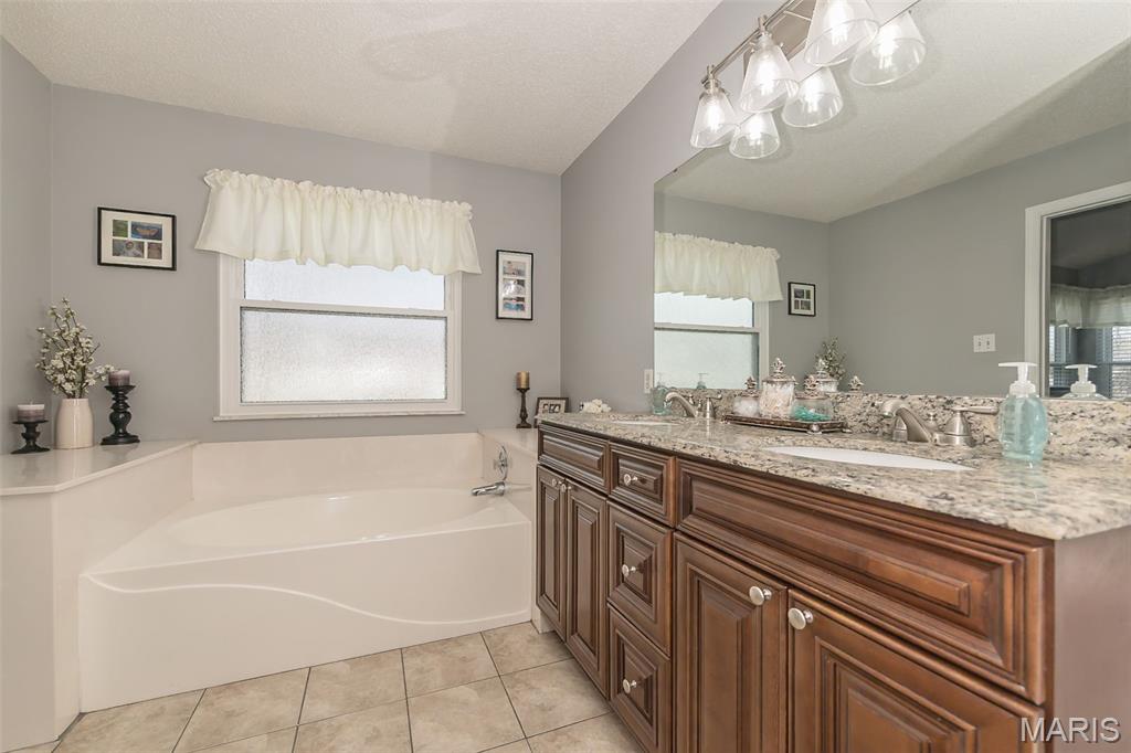 Vlgs At Dardenne Cheneaox Village - Residential