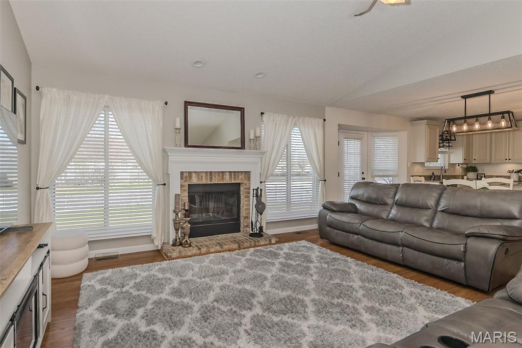 Vlgs At Dardenne Cheneaox Village - Residential