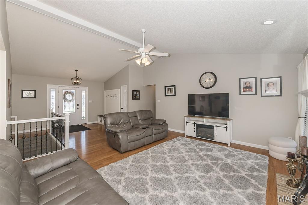 Vlgs At Dardenne Cheneaox Village - Residential