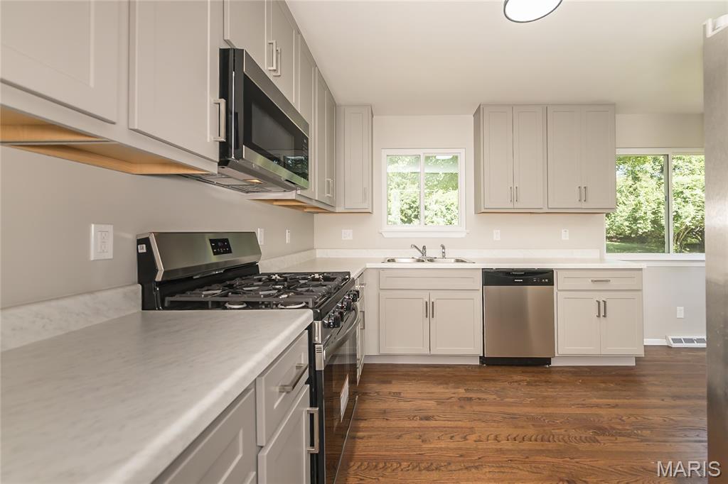 Lackland Estates - Residential