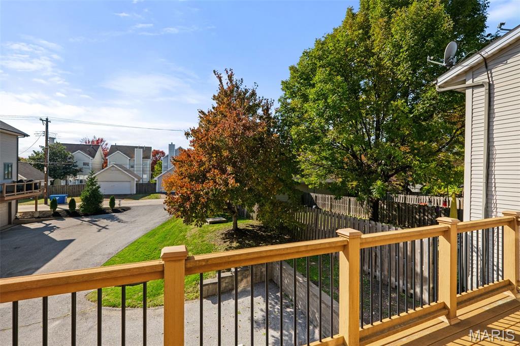 Riva Twnhms - Residential