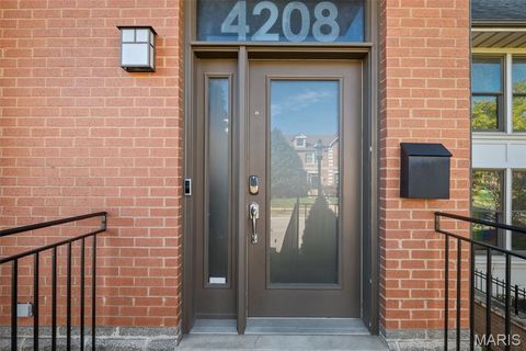 Tiny photo for 4208 Olive Street #4208, St Louis, MO 63108 (MLS # 26007630)
