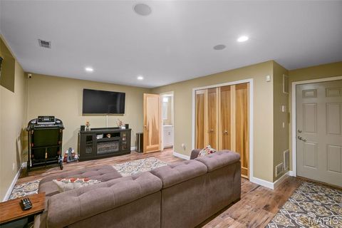 Tiny photo for 4208 Olive Street #4208, St Louis, MO 63108 (MLS # 26007630)