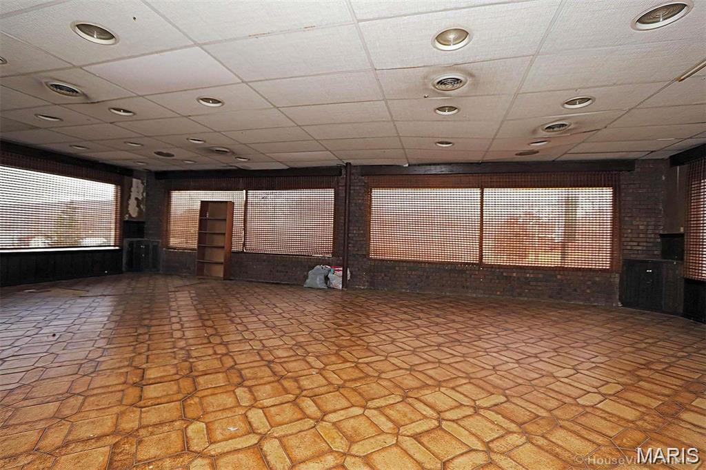 City Of Arcadia - Commercial Sale