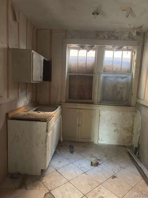 Tiny photo for 2925 Gasconade Street, St Louis, MO 63118 (MLS # 26011093)