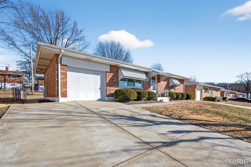 223 Southampton Drive