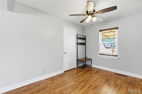 Tiny photo for 1550 Grant Road, Webster Groves, MO 63119 (MLS # 26020392)