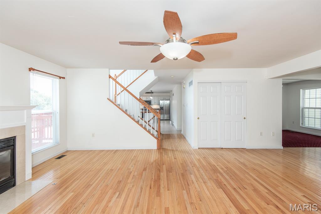 Maryland Heights, Missouri 63043, United States, 4 Bedrooms Bedrooms, ,3 BathroomsBathrooms,Residential,Pending,191133