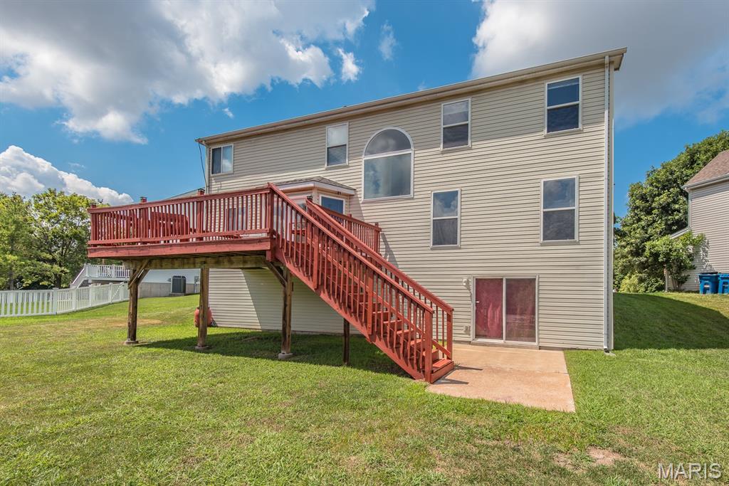 Maryland Heights, Missouri 63043, United States, 4 Bedrooms Bedrooms, ,3 BathroomsBathrooms,Residential,Pending,191133