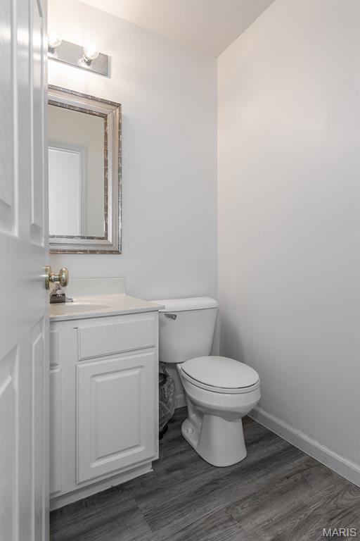 Maryland Heights, Missouri 63043, United States, 4 Bedrooms Bedrooms, ,3 BathroomsBathrooms,Residential,Pending,191133