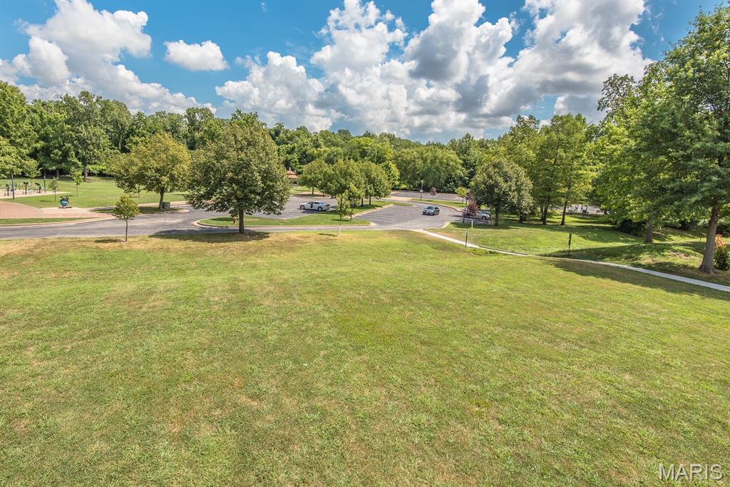 Maryland Heights, Missouri 63043, United States, 4 Bedrooms Bedrooms, ,3 BathroomsBathrooms,Residential,Pending,191133