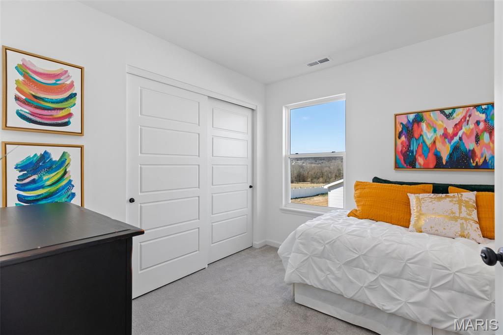 2 Sterling at River Bluffs Manors
