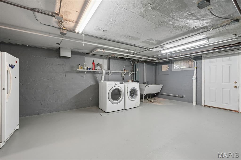 Ames Place - Residential