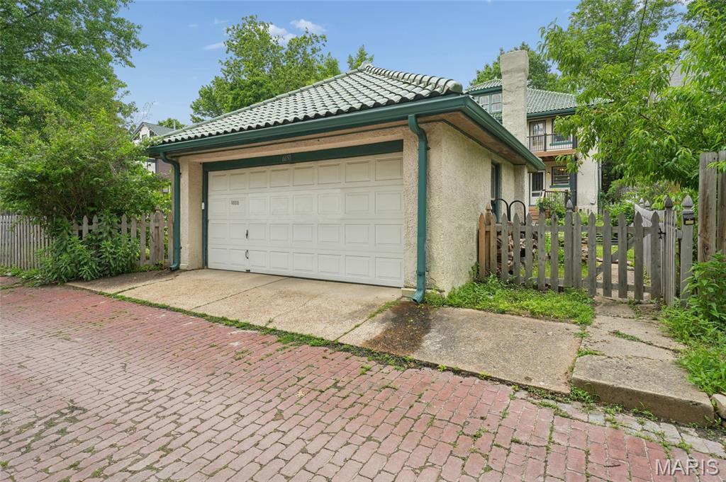 Ames Place - Residential