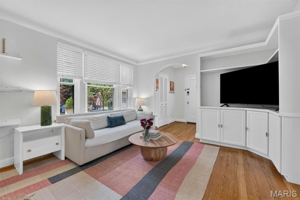 7559 Byron Place 1E