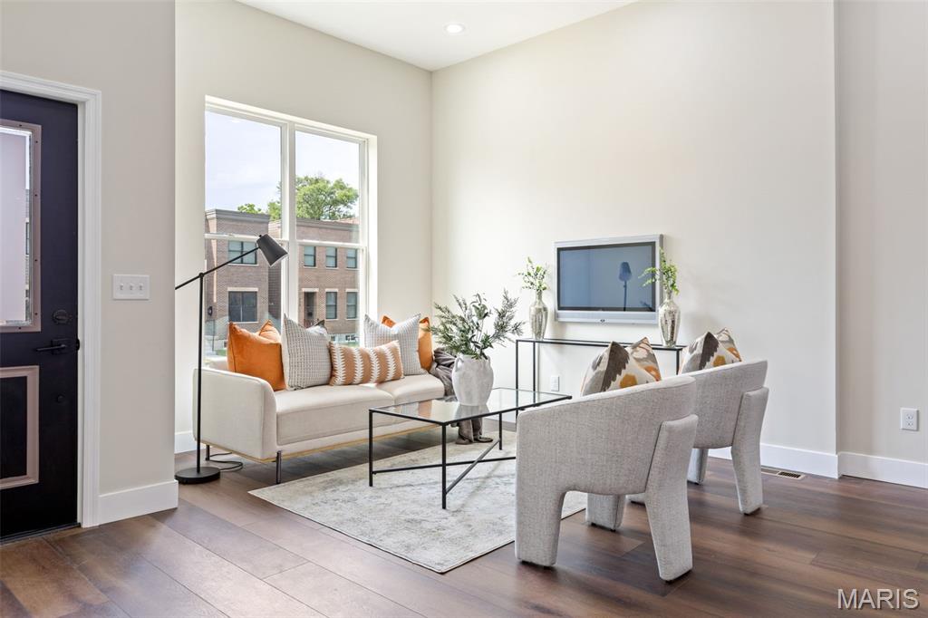 Laclede Race Course - Residential