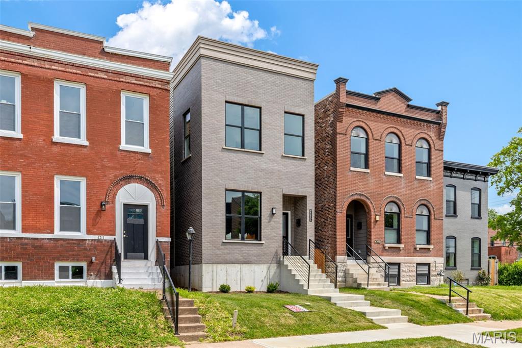 Laclede Race Course - Residential