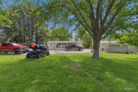 Tiny photo for 63 Pinnacle Lake Road, New Florence, MO 63363 (MLS # 26024501)