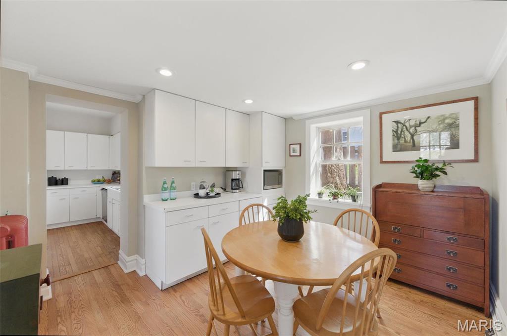 St Louis, Missouri 63119, United States, 5 Bedrooms Bedrooms, ,3 BathroomsBathrooms,Residential,Active,105091