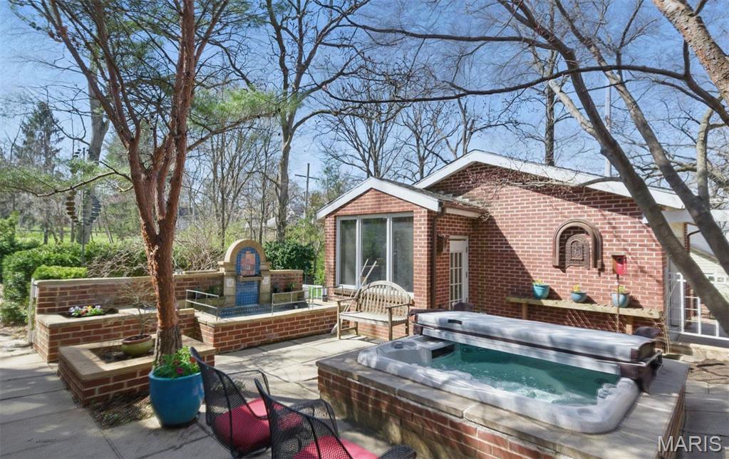 St Louis, Missouri 63119, United States, 5 Bedrooms Bedrooms, ,3 BathroomsBathrooms,Residential,Active,105091