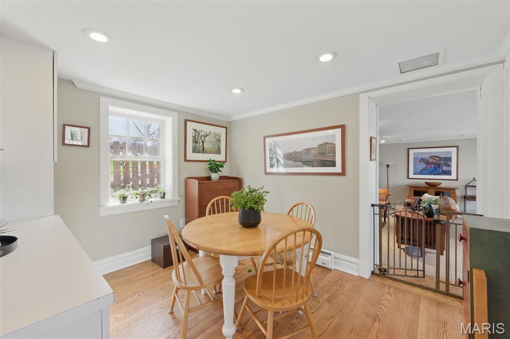 St Louis, Missouri 63119, United States, 5 Bedrooms Bedrooms, ,3 BathroomsBathrooms,Residential,Active,105091