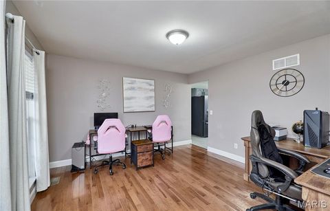 Tiny photo for 956 Searle Court, Wentzville, MO 63385 (MLS # 26011571)