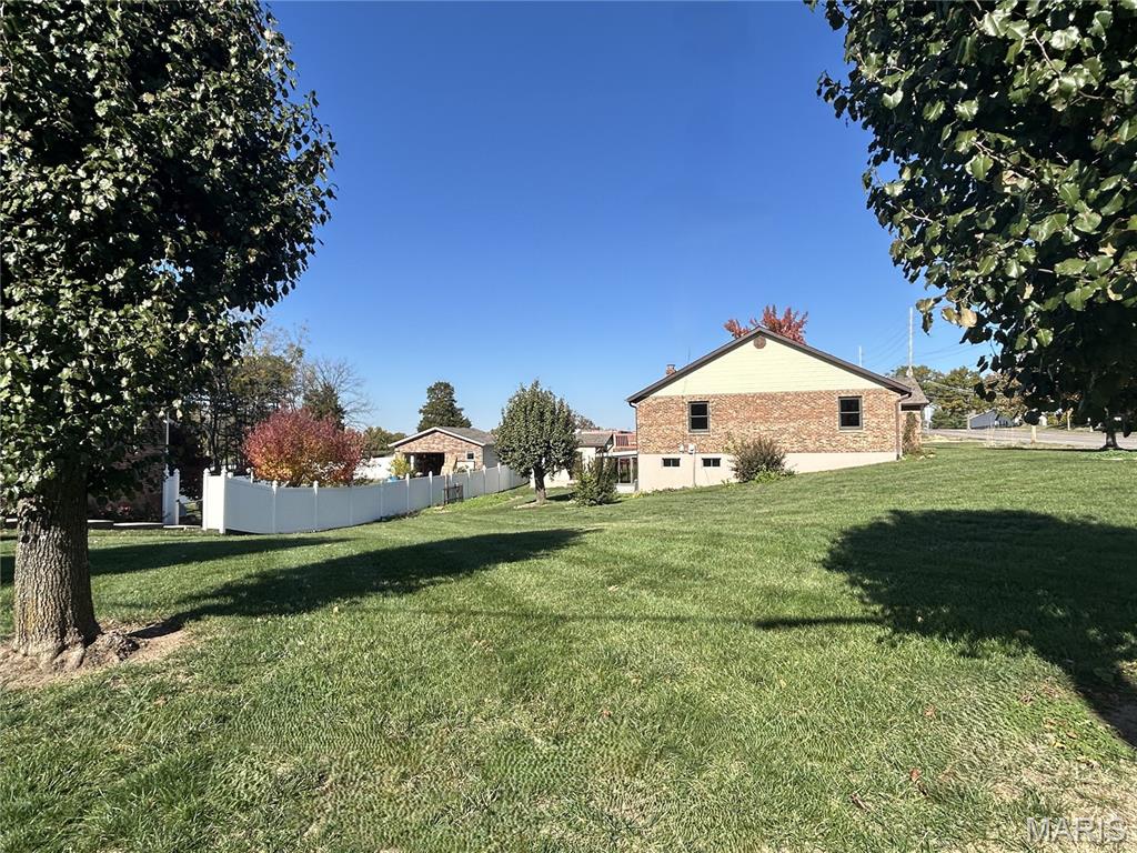 Doercrest Manor - Residential