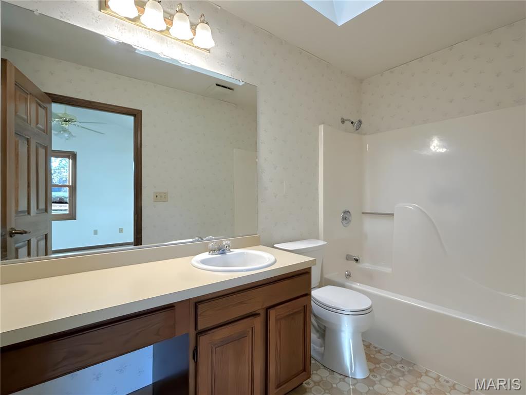 Doercrest Manor - Residential