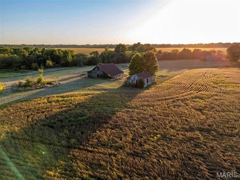Tiny photo for 00 Highway V Highway, Vandalia, MO 63382 (MLS # 25067398)