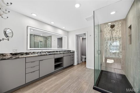 Tiny photo for 2323 Manor Grove Drive #5, Chesterfield, MO 63017 (MLS # 26013382)