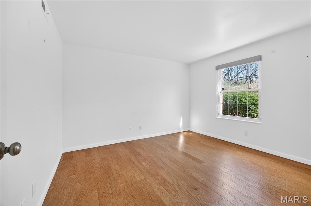 Manors Of Broadmoor - Residential