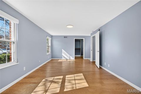 Tiny photo for 2323 Manor Grove Drive #5, Chesterfield, MO 63017 (MLS # 26013382)