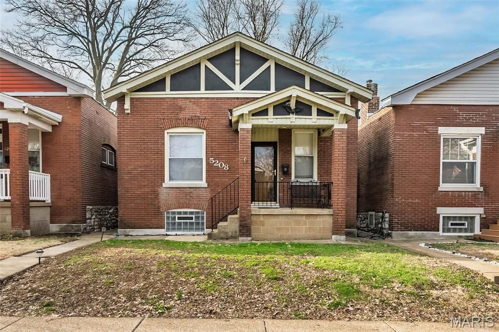 Photo of 5208 Gresham Avenue, St Louis, MO 63109 (MLS # 26023768)