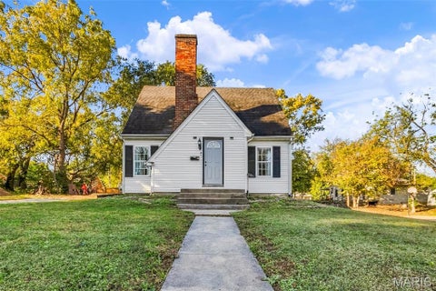 Tiny photo for 615 N 4th Street, Elsberry, MO 63343 (MLS # 26068200)