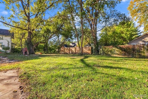 Tiny photo for 615 N 4th Street, Elsberry, MO 63343 (MLS # 26068200)