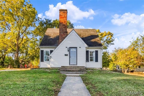 Tiny photo for 615 N 4th Street, Elsberry, MO 63343 (MLS # 26068200)