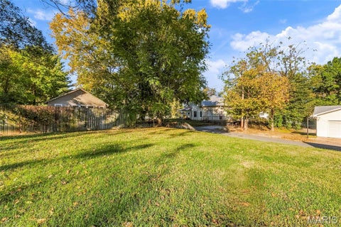 Tiny photo for 615 N 4th Street, Elsberry, MO 63343 (MLS # 26068200)