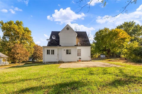 Tiny photo for 615 N 4th Street, Elsberry, MO 63343 (MLS # 26068200)