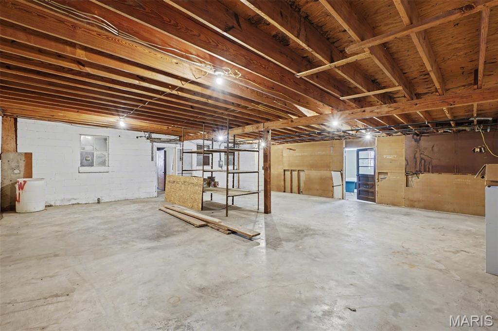 Tracts - Commercial Sale