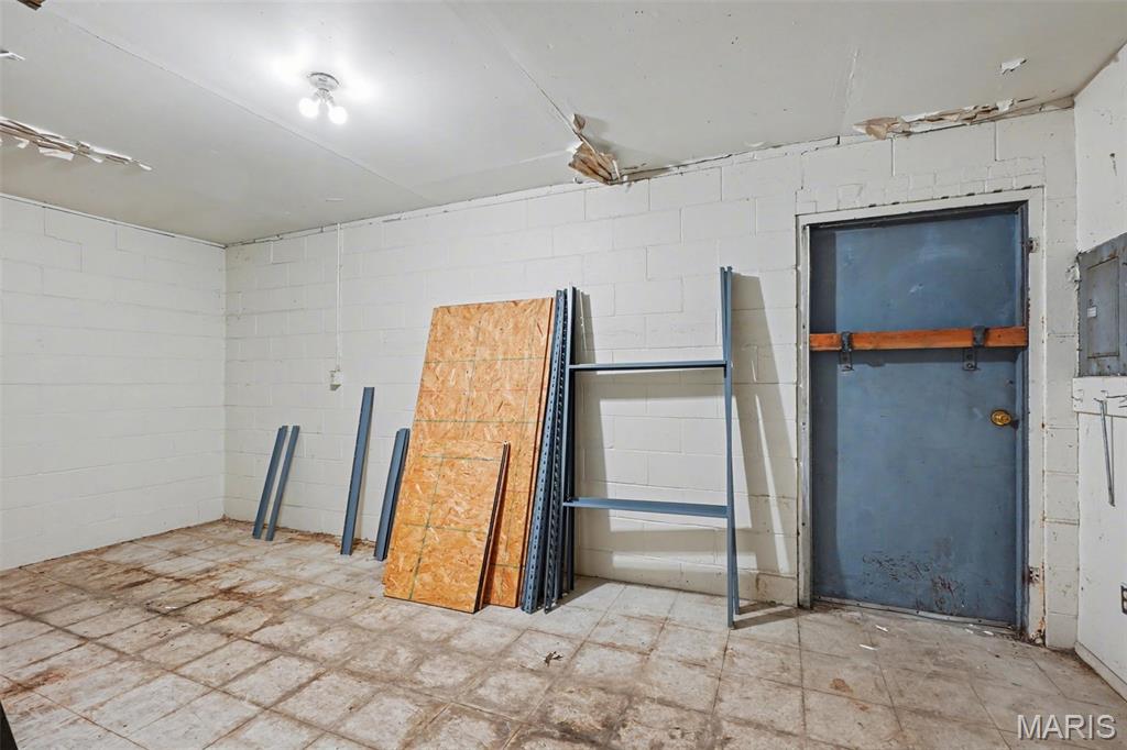 Tracts - Commercial Sale