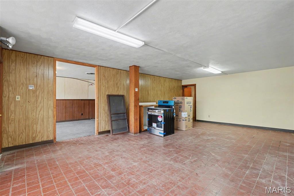 Tracts - Commercial Sale