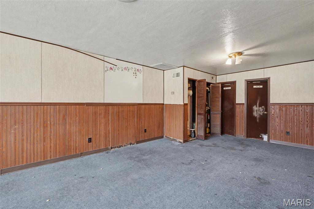 Tracts - Commercial Sale