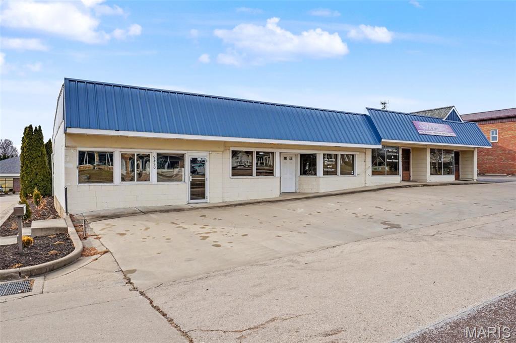 Tracts - Commercial Sale