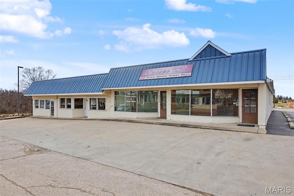 Tracts - Commercial Sale