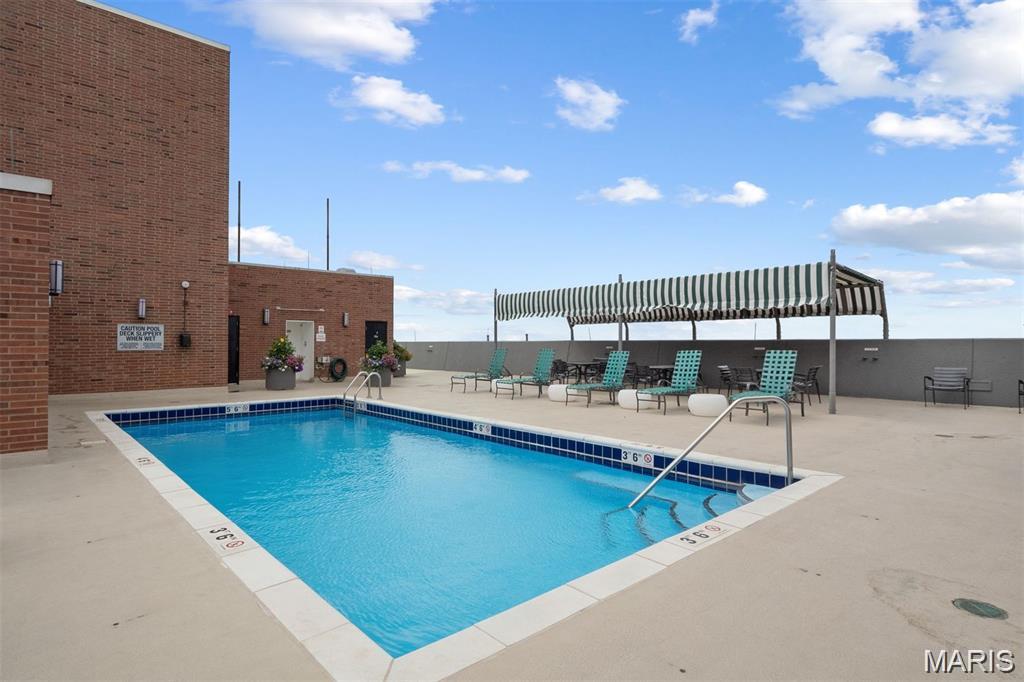 Park Tower Condo - Residential